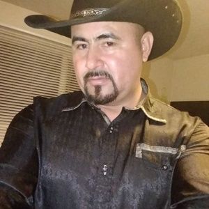 Meet your Posher, Pablo